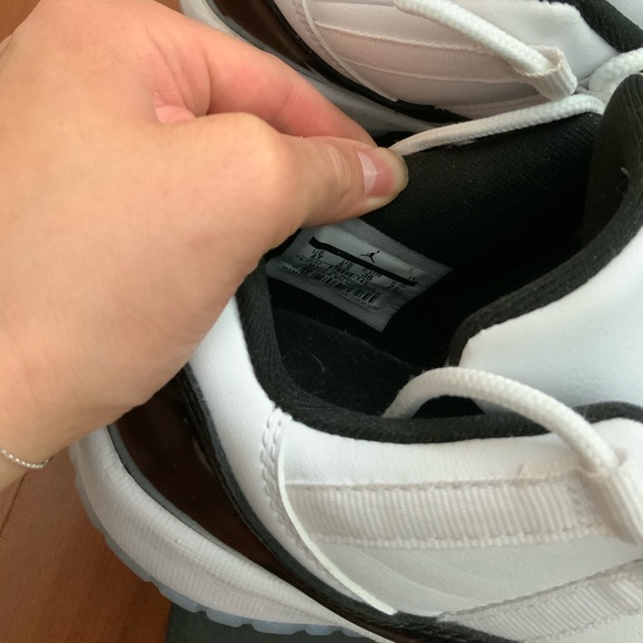 Air Jordan 11 retro low - Picture 3 of 7
